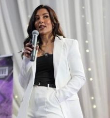Reinventing Yourself in Midlife with Nyla Whelan